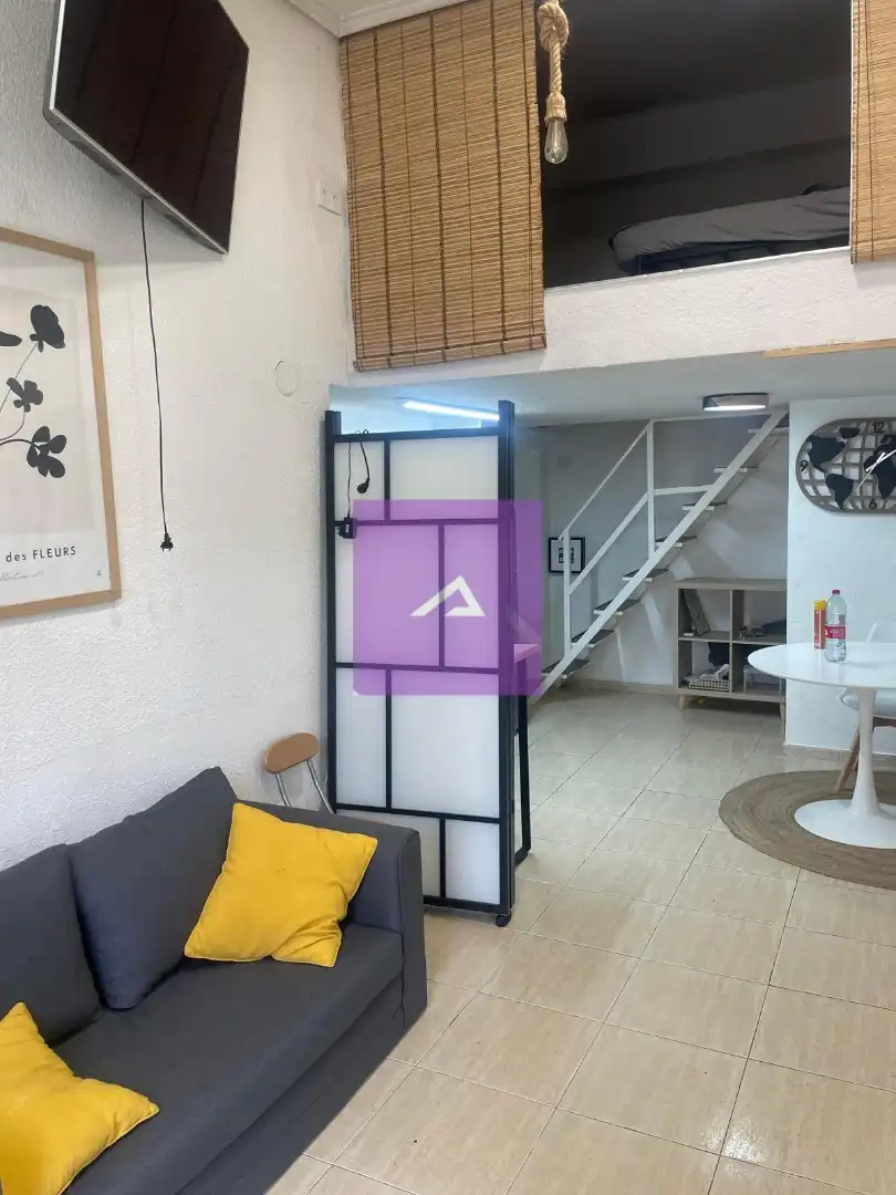 Local en venta en Valencia con Aire acondicionado y Amueblado