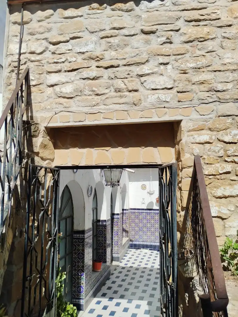 Vista exterior de Casa o xalet en venda en Porcuna amb Calefacció, Jardí privat i Terrassa