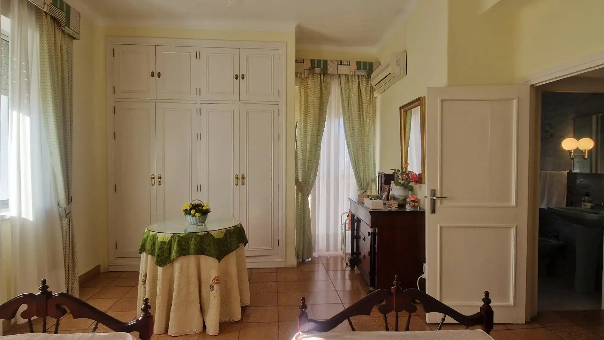 Dormitori de Pis en venda en Jerez de la Frontera amb Aire condicionat i Terrassa