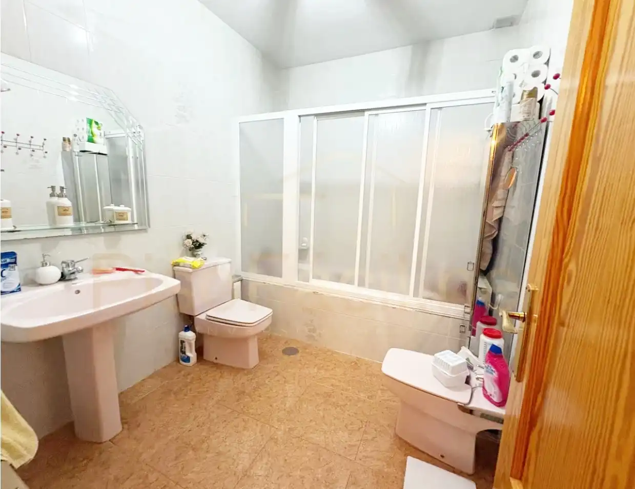 Bany de Casa o xalet en venda en Mora amb Aire condicionat, Calefacció i Traster