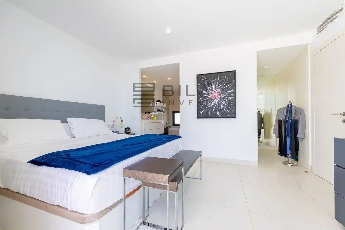Bedroom of Attic for sale in Fuengirola  with Air Conditioner, Terrace and Storage room