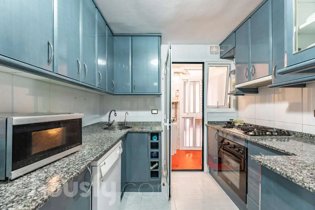 Cocina de Piso en venta en Barcelona con Aire acondicionado, Calefacción y Terraza