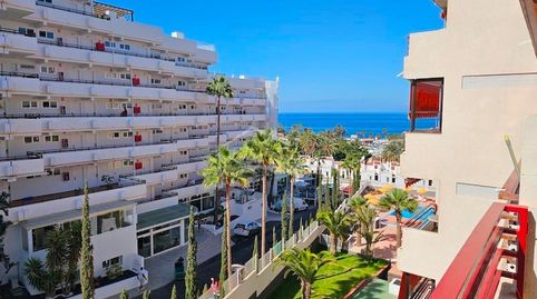 Foto 4 de Piso en venta en Playa de las Américas, Adeje