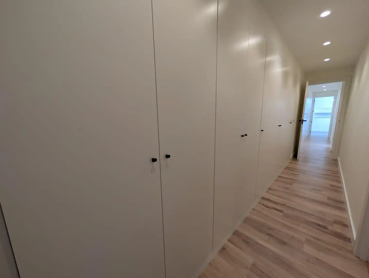 Flat for rent in Sevilla  with Air Conditioner, Heating and Balcony