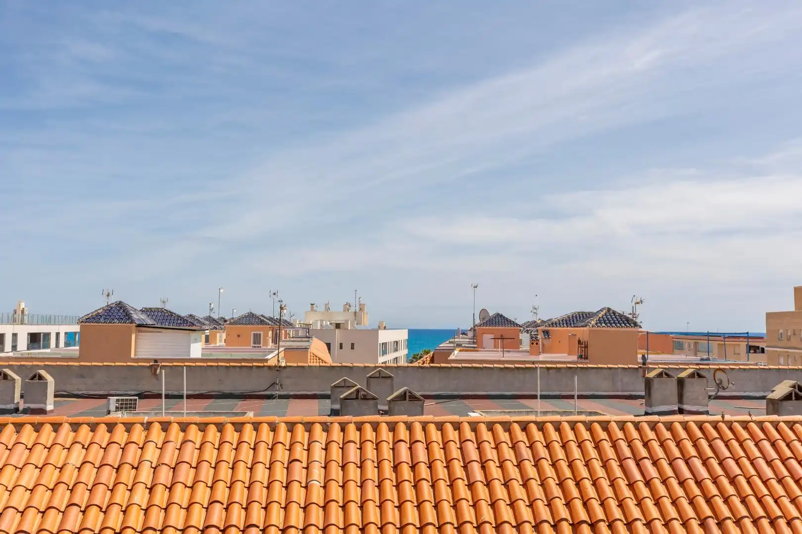 Außenansicht von Wohnungen zum Verkauf in Torrevieja mit Möbliert und Balkon