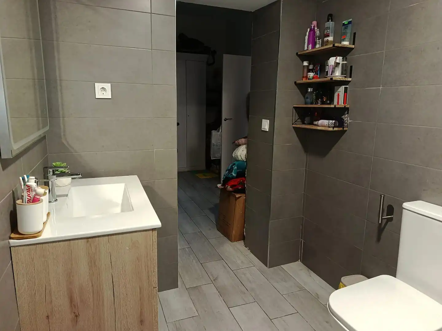 Bathroom of Houses for sale in Elda