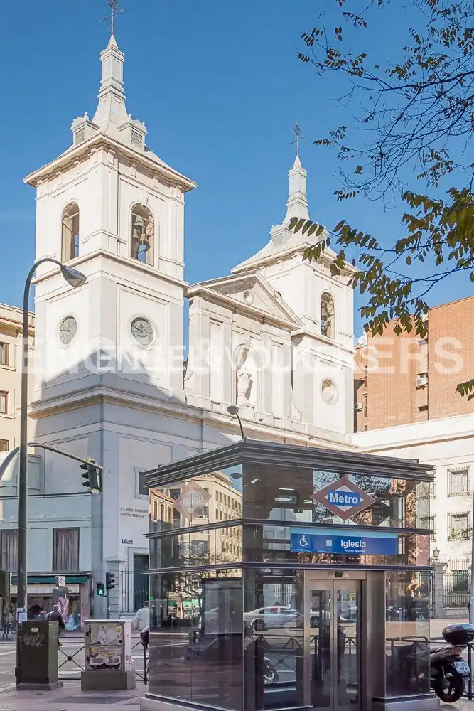 Vista exterior de Ático en venta en Madrid con Aire acondicionado, Calefacción y Terraza