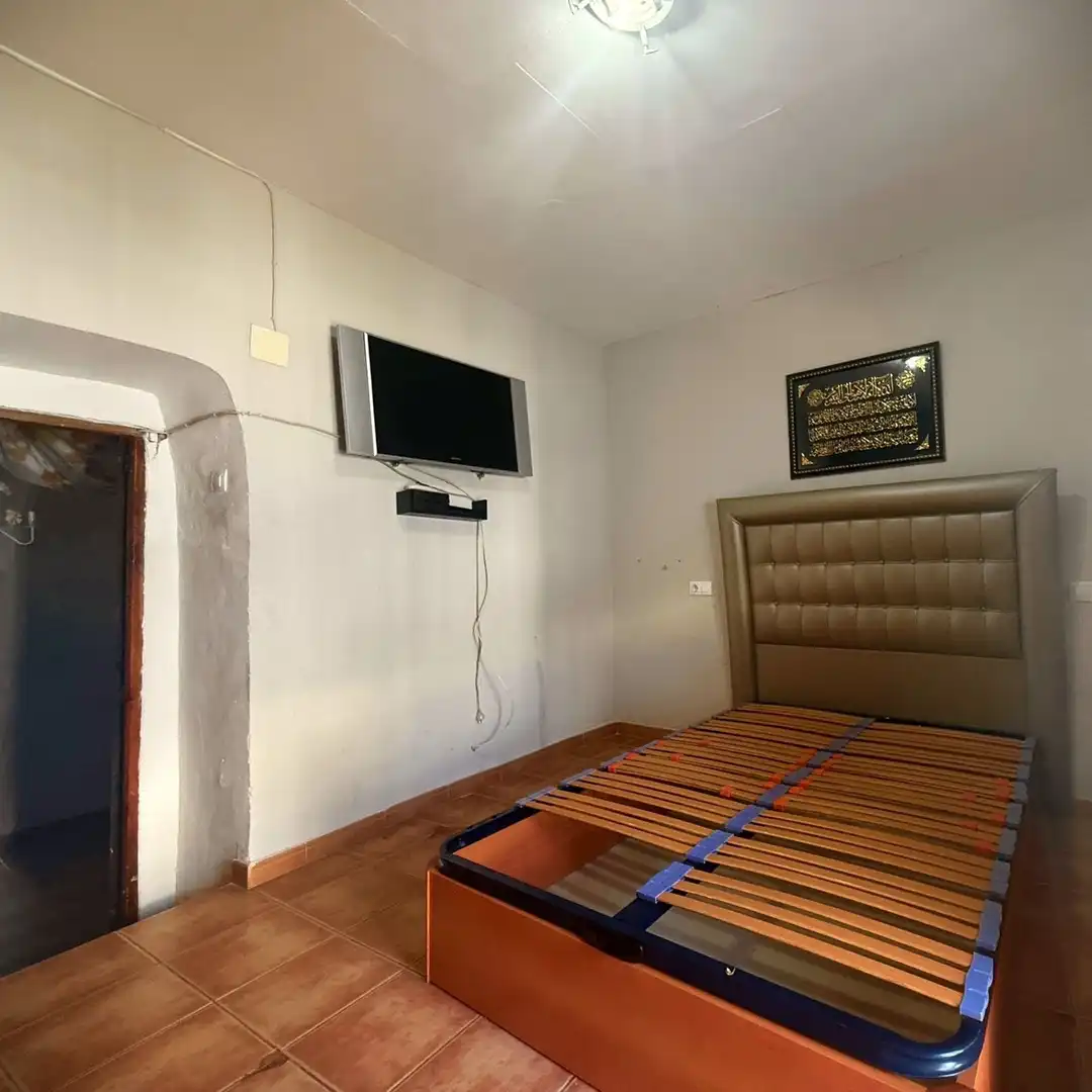 Habitación de Casa adosada en venta en Alameda