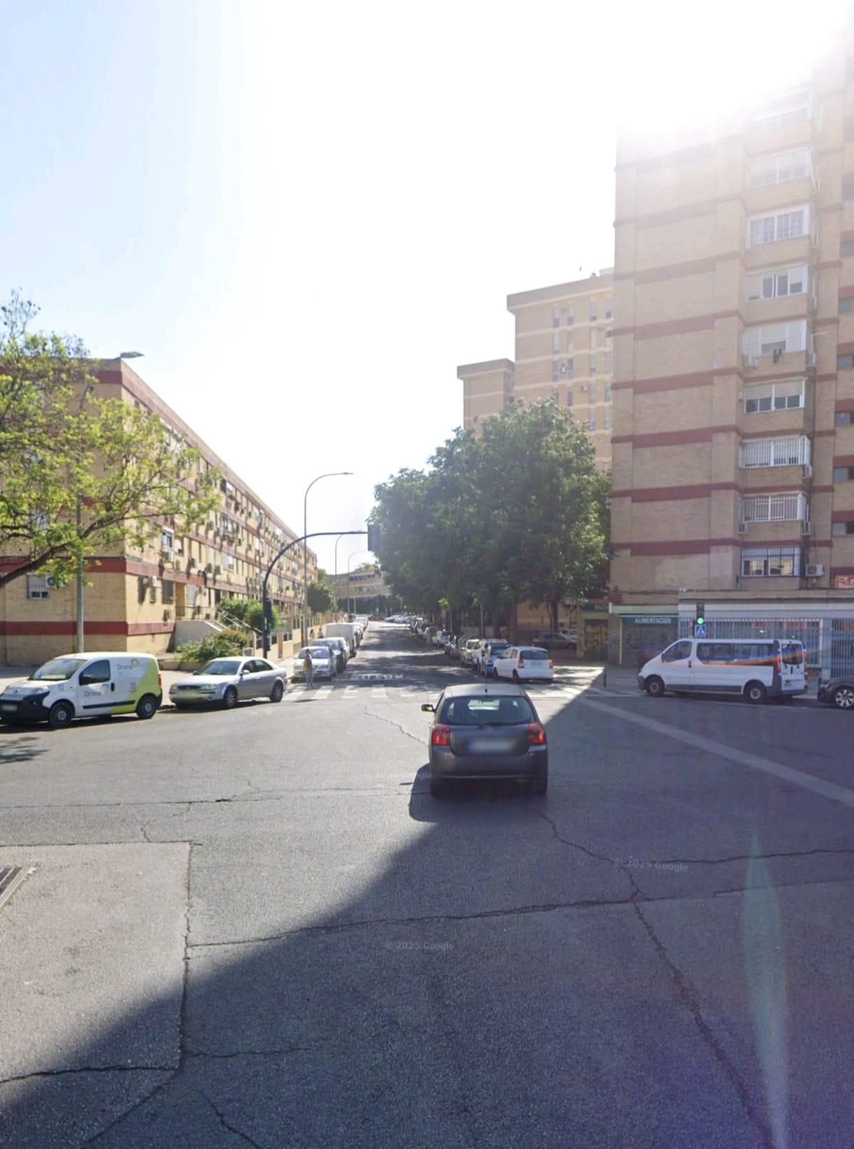 Vista exterior de Pis en venda en  Sevilla Capital amb Aire condicionat