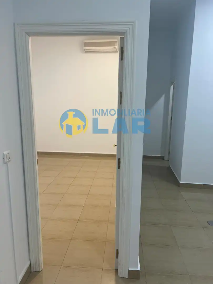 Business premises to rent in Moguer, imagen 6
