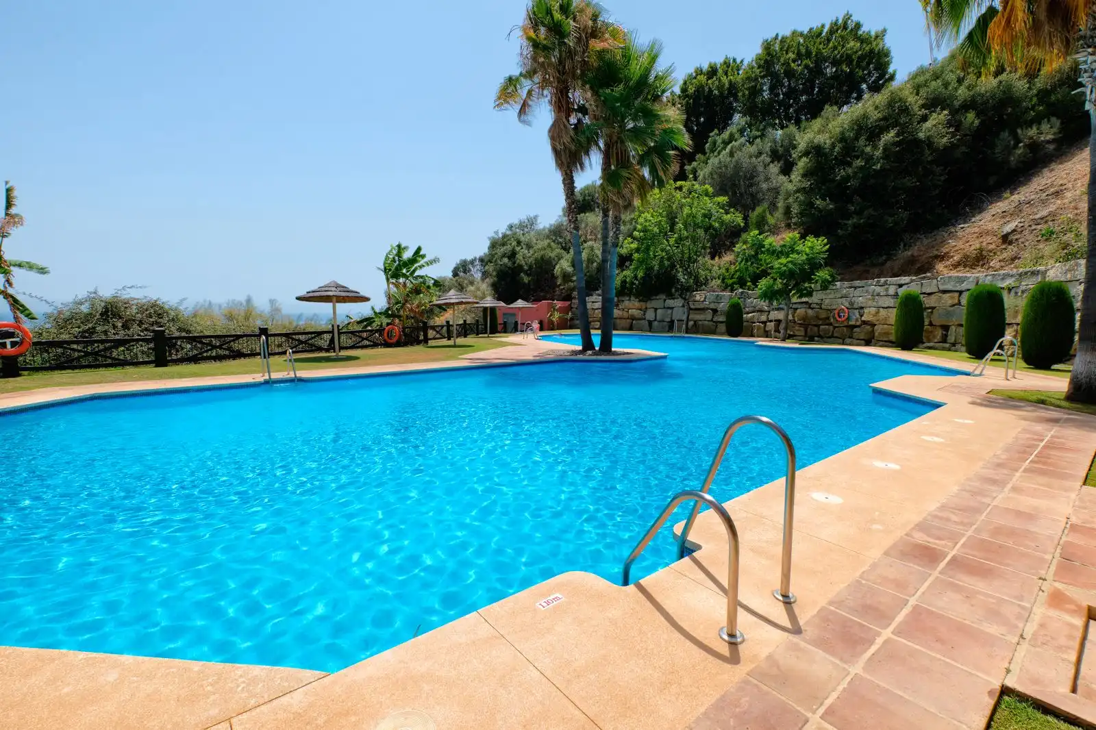 Apartamento con piscina en venta en La Quinta, imagen 22