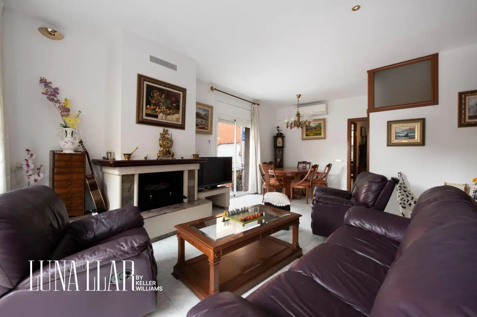 Sala d'estar de Casa adosada en venda en Gavà