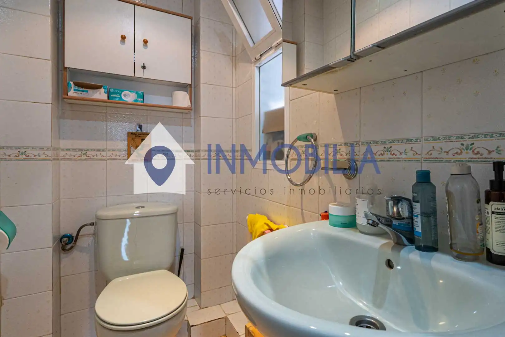 Badezimmer von Wohnung zum Verkauf in Madrid mit Klimaanlage, Heizung und Terrasse