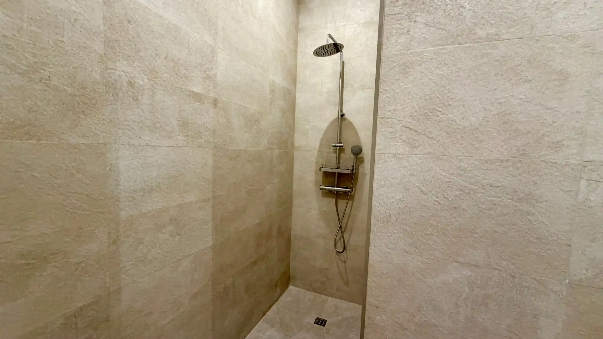 Bathroom of Apartments for rent in Torreblanca del Sol