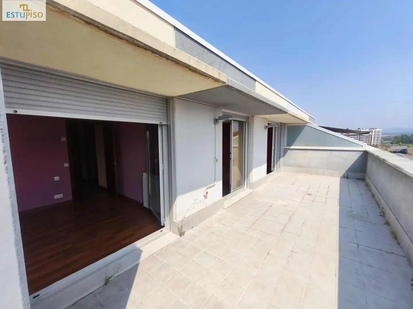 Vista exterior de Pis en venda en Vitoria - Gasteiz amb Calefacció, Parquet i Terrassa