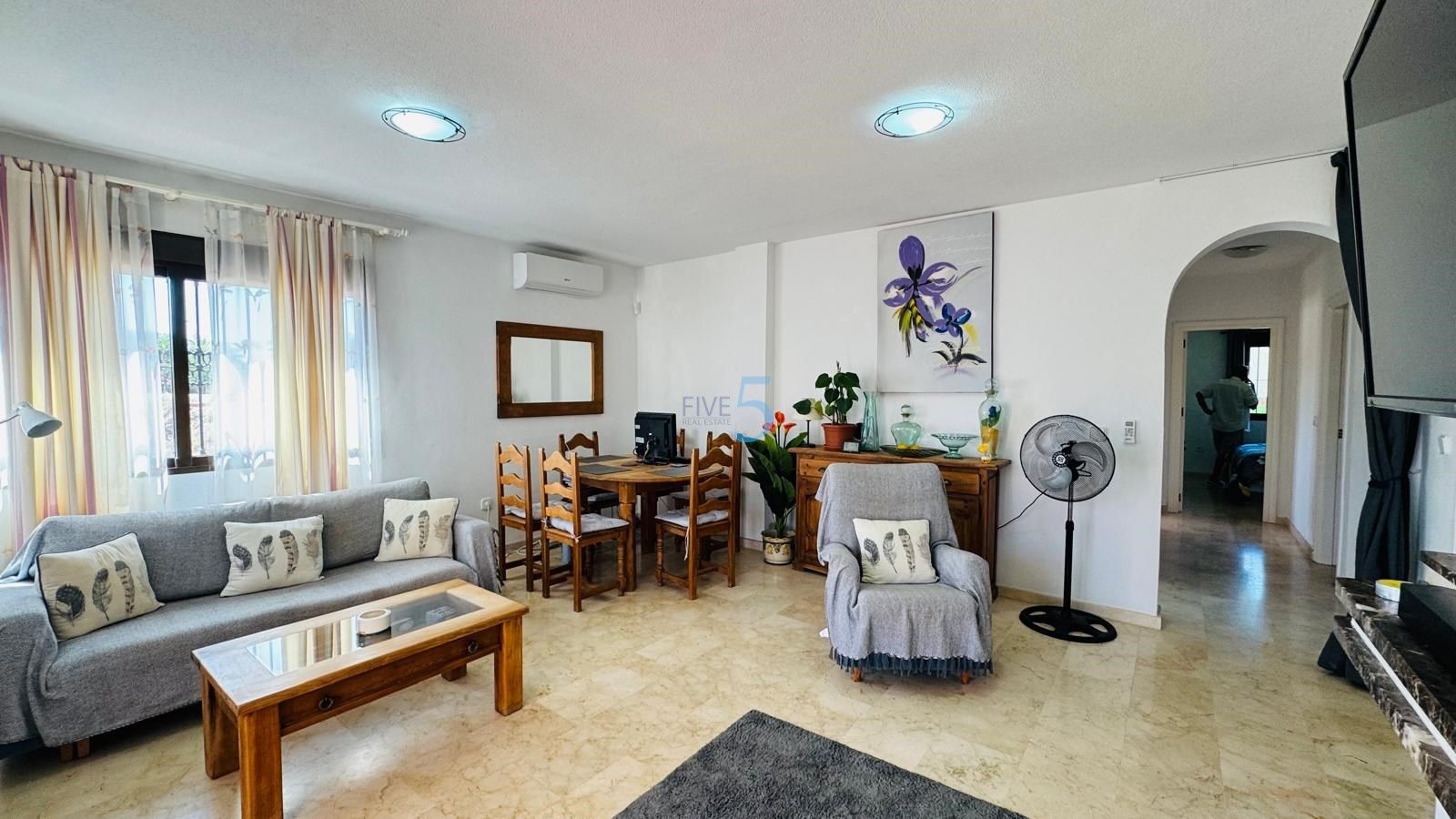 Sala de estar de Piso en venta en Orihuela con Aire acondicionado, Trastero y Piscina