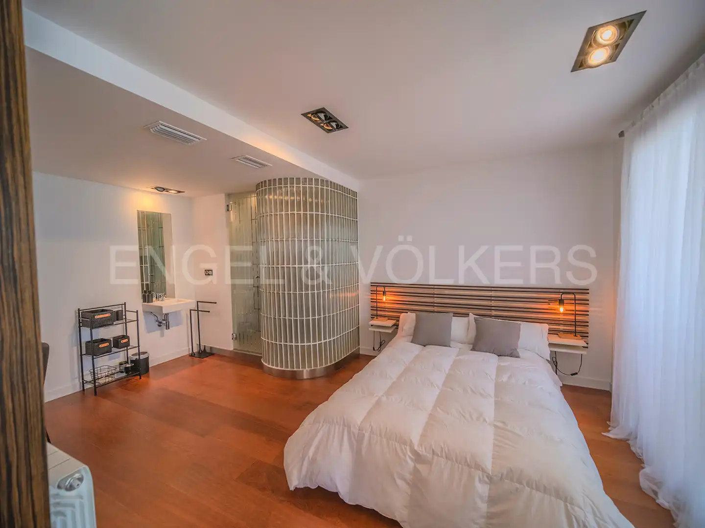 Habitación de Piso en venta en Alicante / Alacant con Aire acondicionado, Calefacción y Terraza