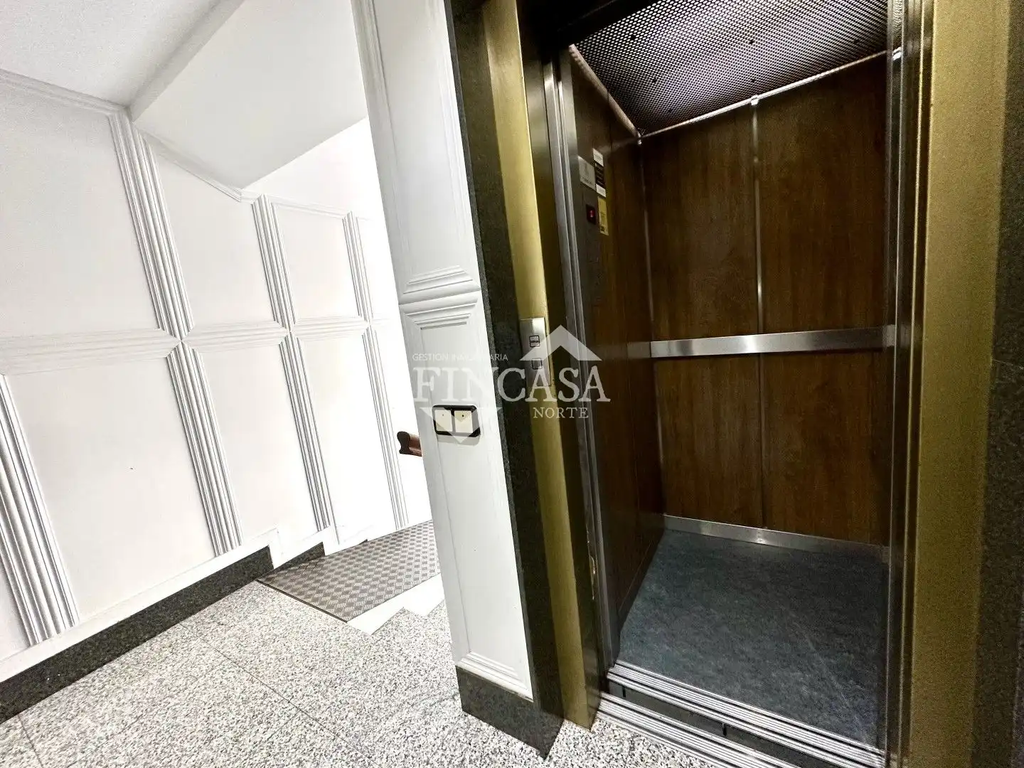 Piso en venta en Colindres con Calefacción, Parquet y Terraza