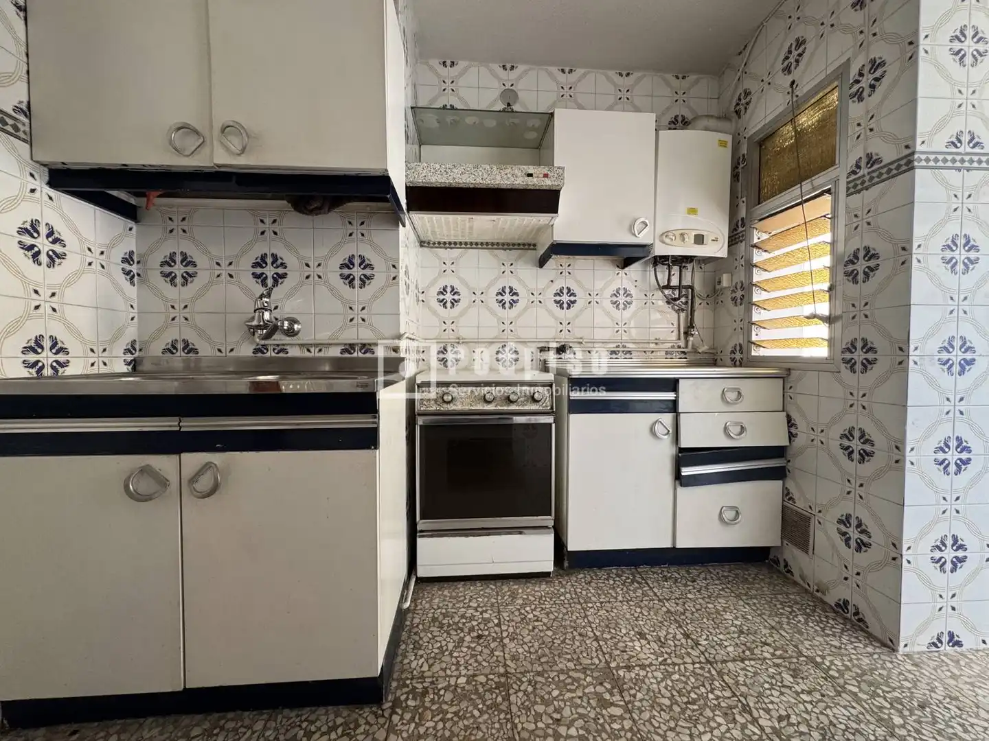 Cocina de Piso en venta en Madrid con Terraza