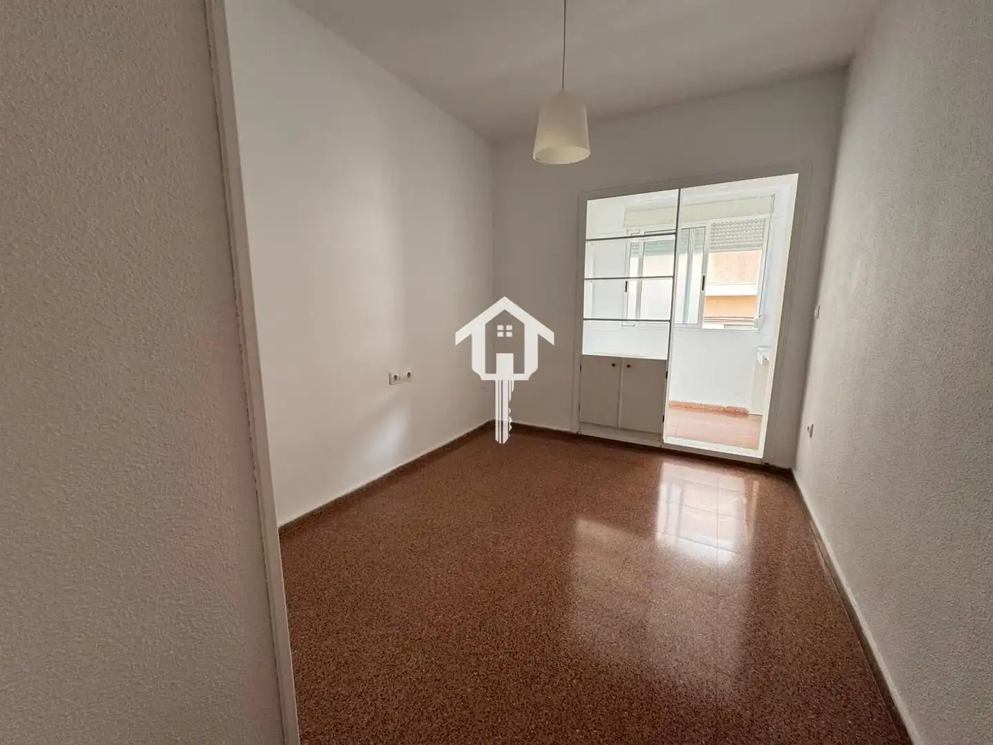 Habitación de Casa adosada en venta en Alicante / Alacant con Terraza, Trastero y Amueblado