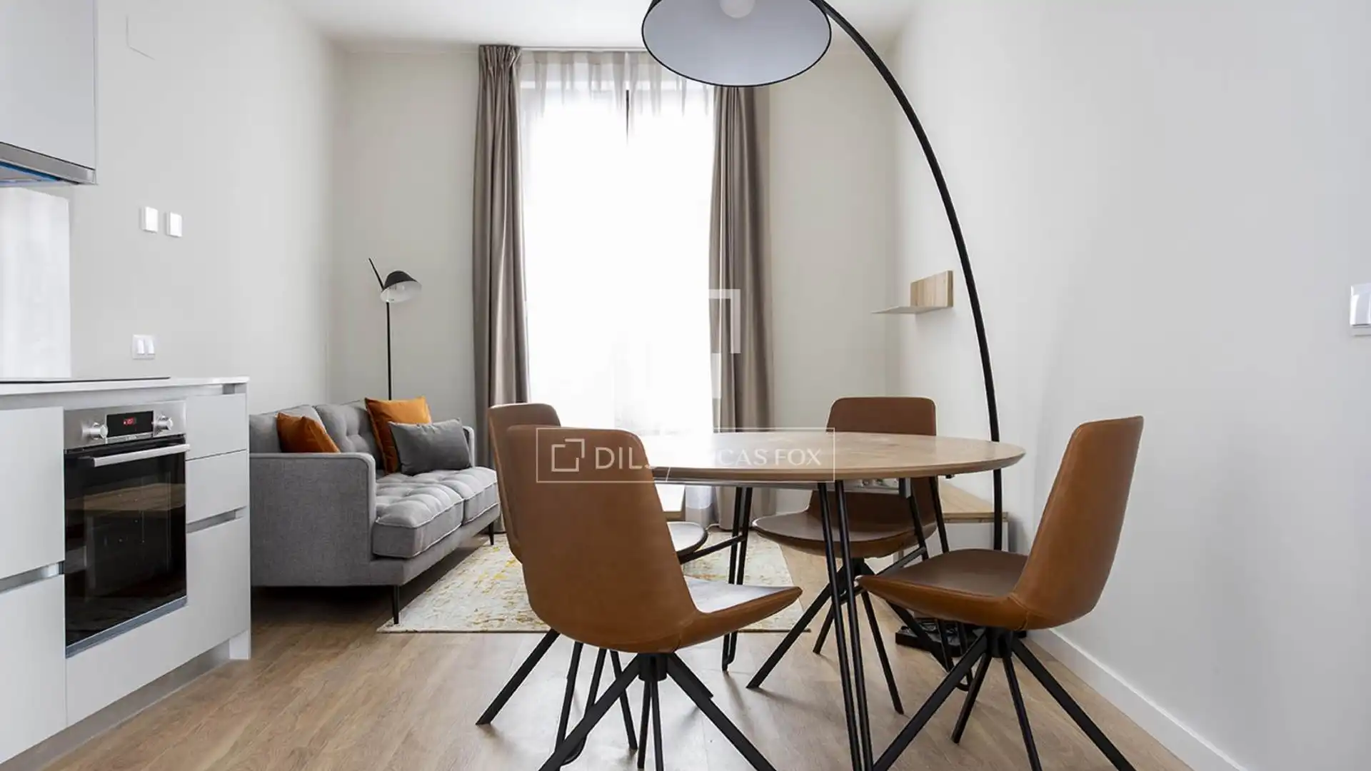 Sala d'estar de Pis de lloguer en  Barcelona Capital amb Aire condicionat, Calefacció i Parquet