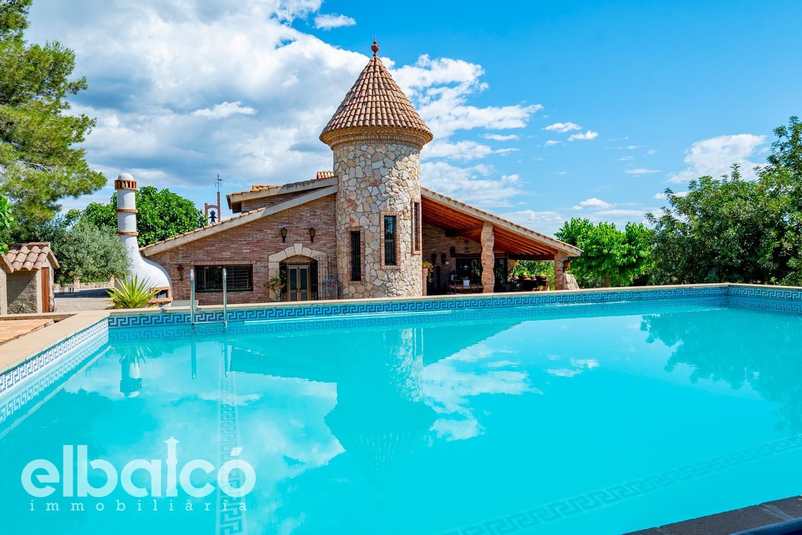 Piscina de Casa o xalet en venda en El Milà amb Aire condicionat, Calefacció i Jardí privat