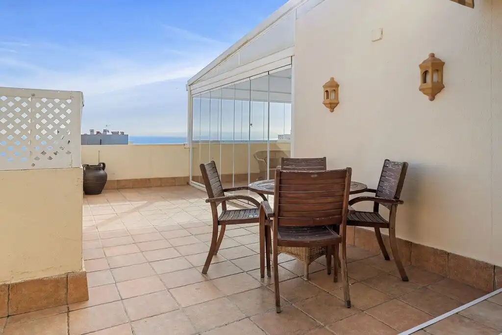 Terrasse von Maisonette zum Verkauf in Torremolinos mit Klimaanlage, Terrasse und Möbliert
