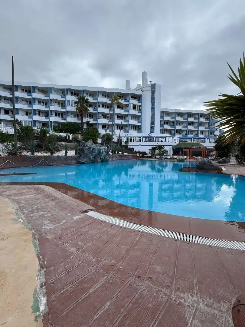 Schwimmbecken von Wohnung zum Verkauf in San Miguel de Abona mit Privatgarten, Terrasse und Möbliert