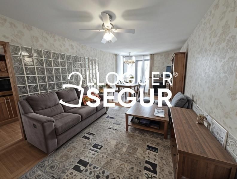 Living room of Flat to rent in Sabadell  with Heating and Furnished