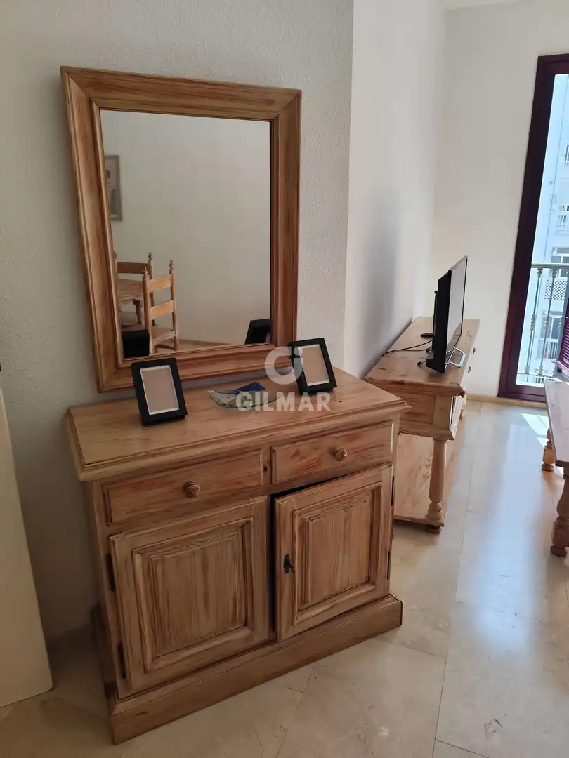 Habitación de Apartamento de alquiler en Sevilla con Calefacción y Amueblado