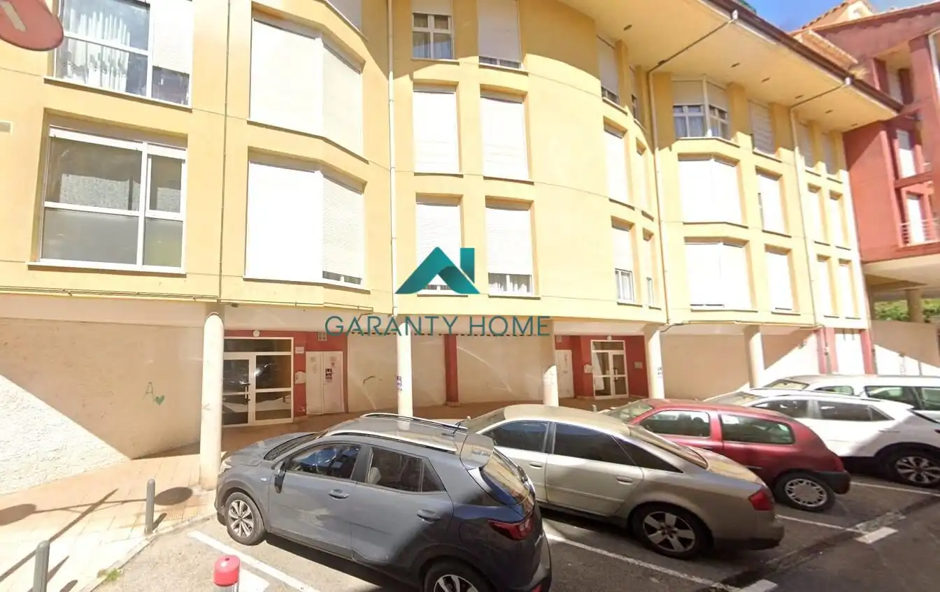 Vista exterior de Pis en venda en Ampuero amb Terrassa i Balcó