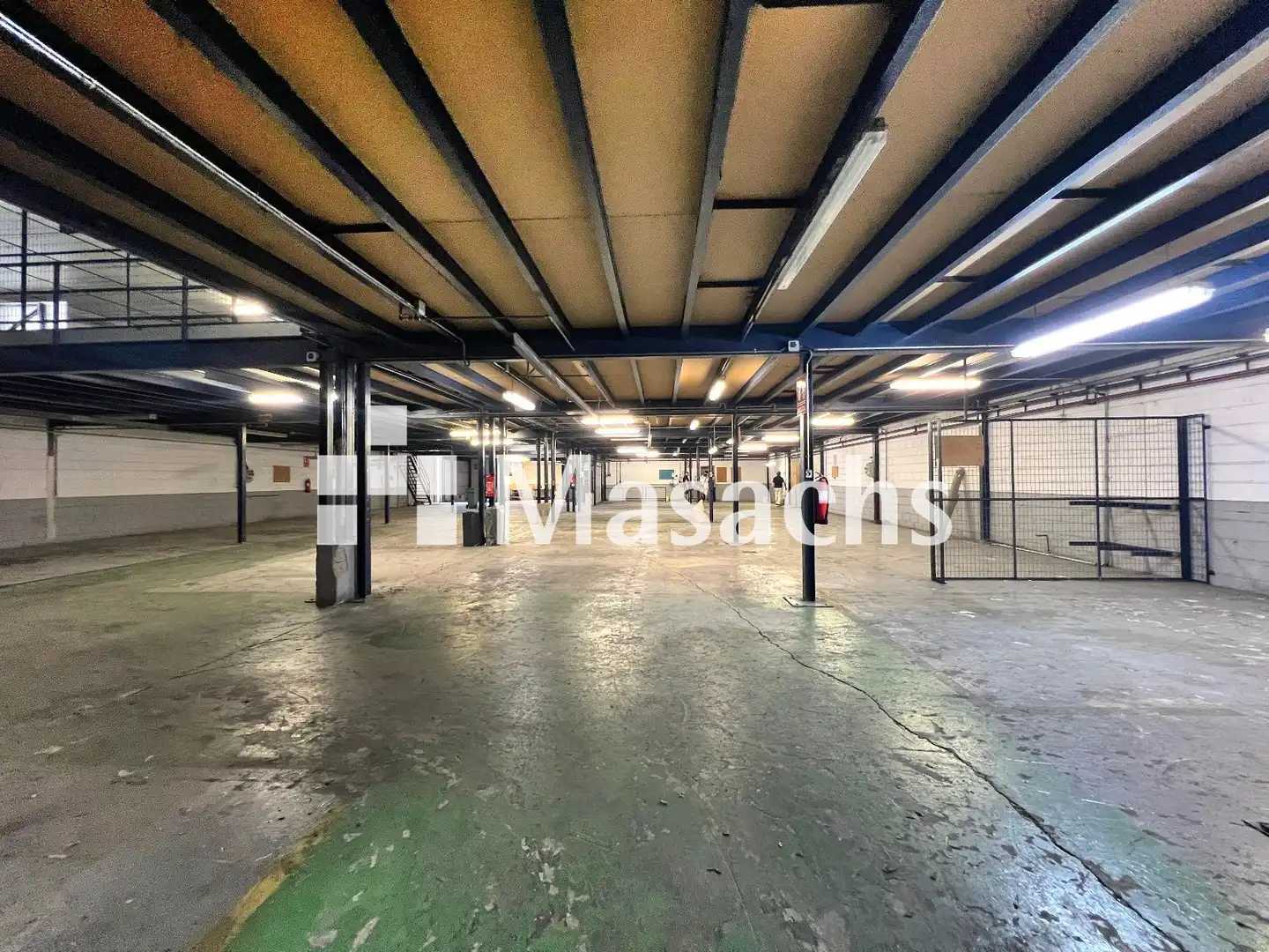 Industrial buildings for rent in Masquefa