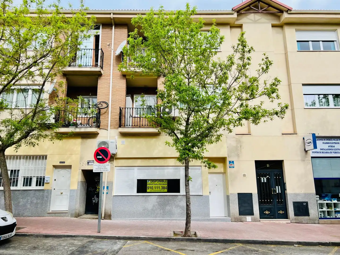 Vista exterior de Planta baixa en venda en Arganda del Rey amb Aire condicionat, Forn i Alarma