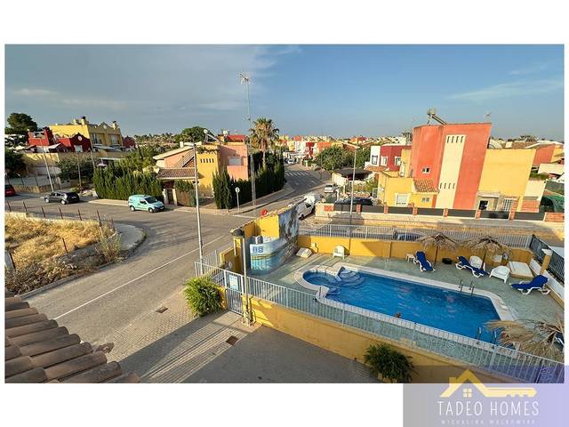 Casa-chalet en Alquiler en Bartolome Garcia , 4 en Gea y Truyols