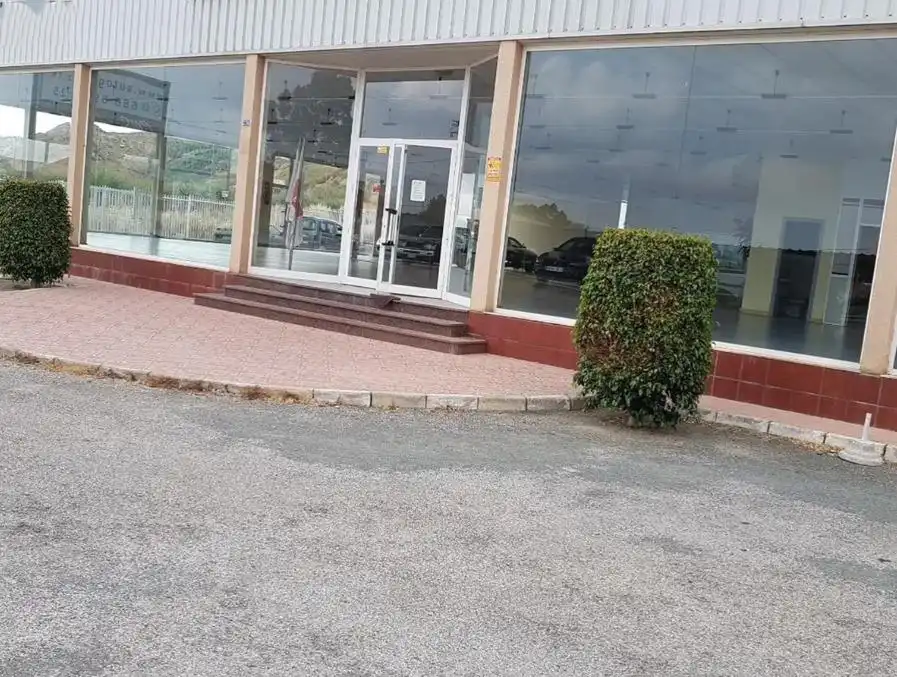 Fabrikhallen zum Verkauf in Murcia