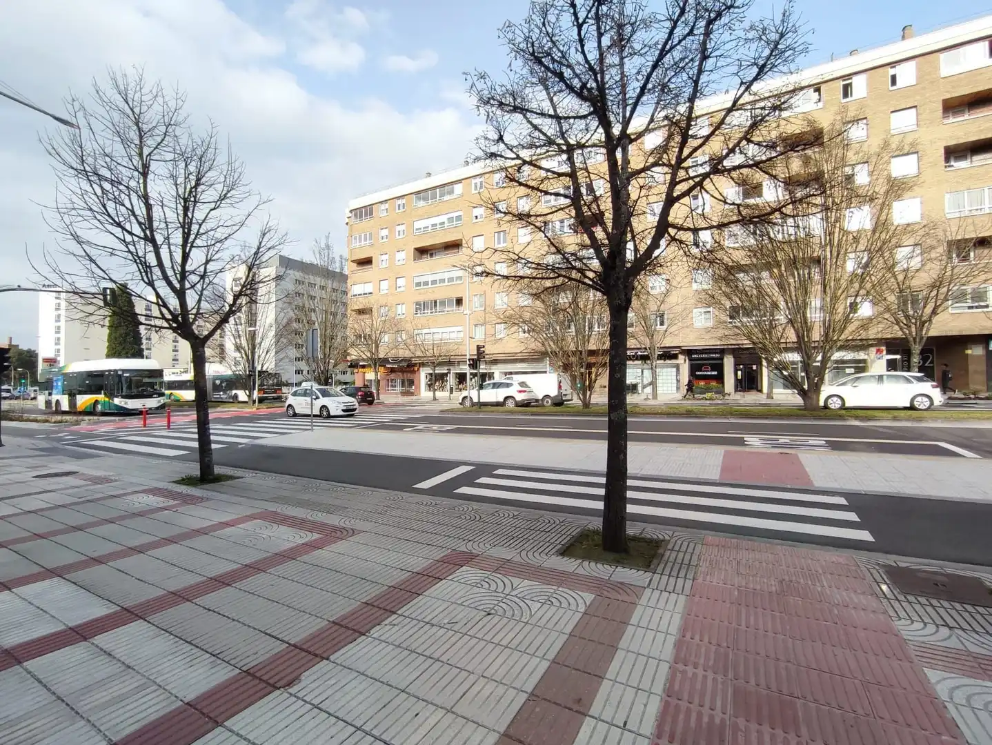 Vista exterior de Pis en venda en  Pamplona / Iruña amb Calefacció, Terrassa i Traster