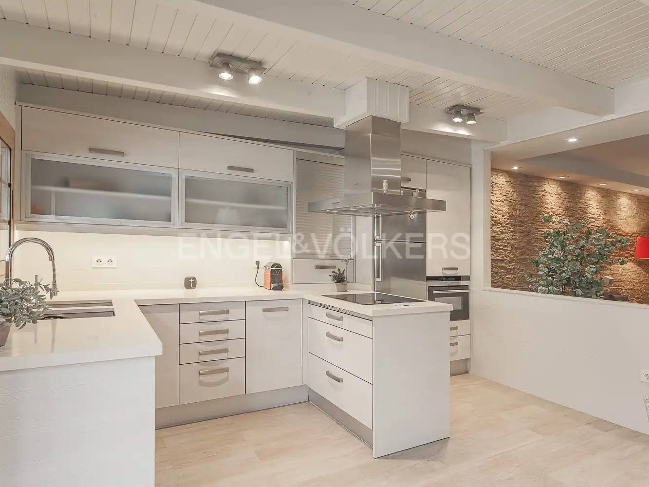 Cocina de Piso en venta en Sabadell con Aire acondicionado, Calefacción y Jardín privado