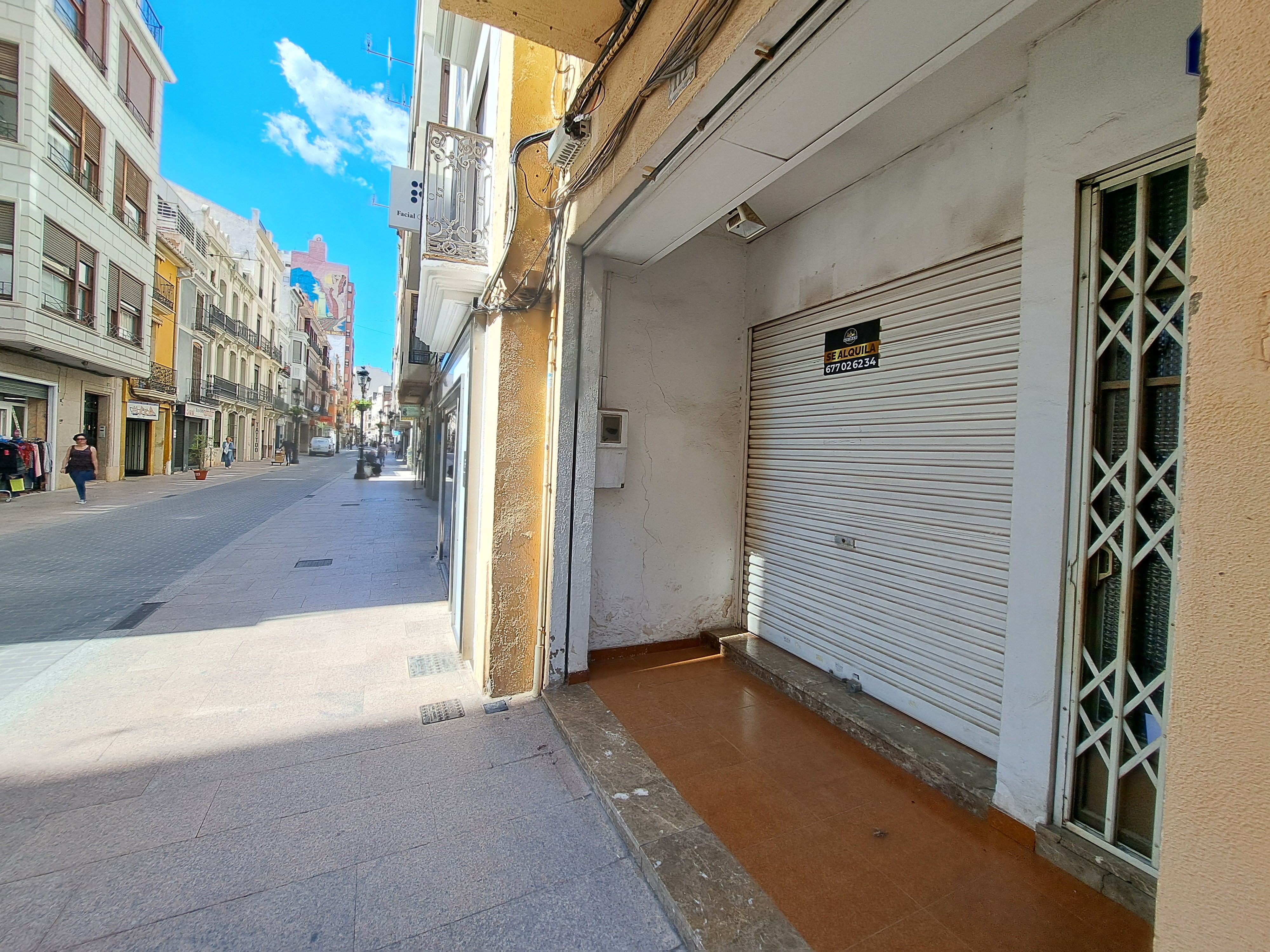 Premises to rent in Carrer d'Enmig, Casco Histórico, Centro