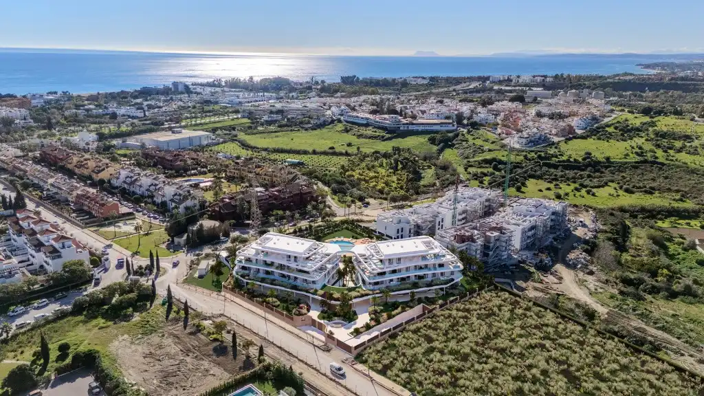 Exterior view of Ground floor for sale in Estepona  with Air Conditioner, Terrace and Internet