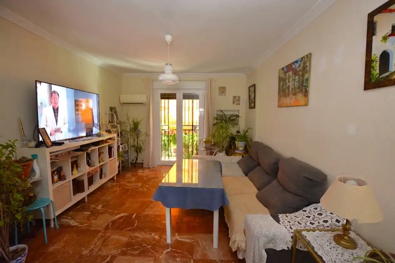Sala de estar de Piso en venta en Sevilla con Aire acondicionado, Terraza y Trastero