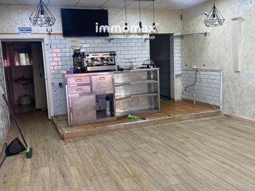 Local comercial en alquiler en Canovelles