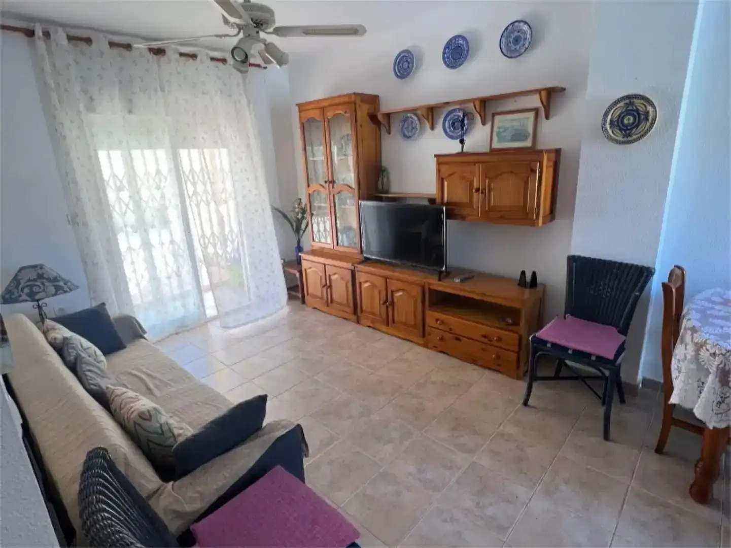 Wohnzimmer von Wohnung zur Miete in Mazarrón mit Klimaanlage, Privatgarten und Schwimmbad