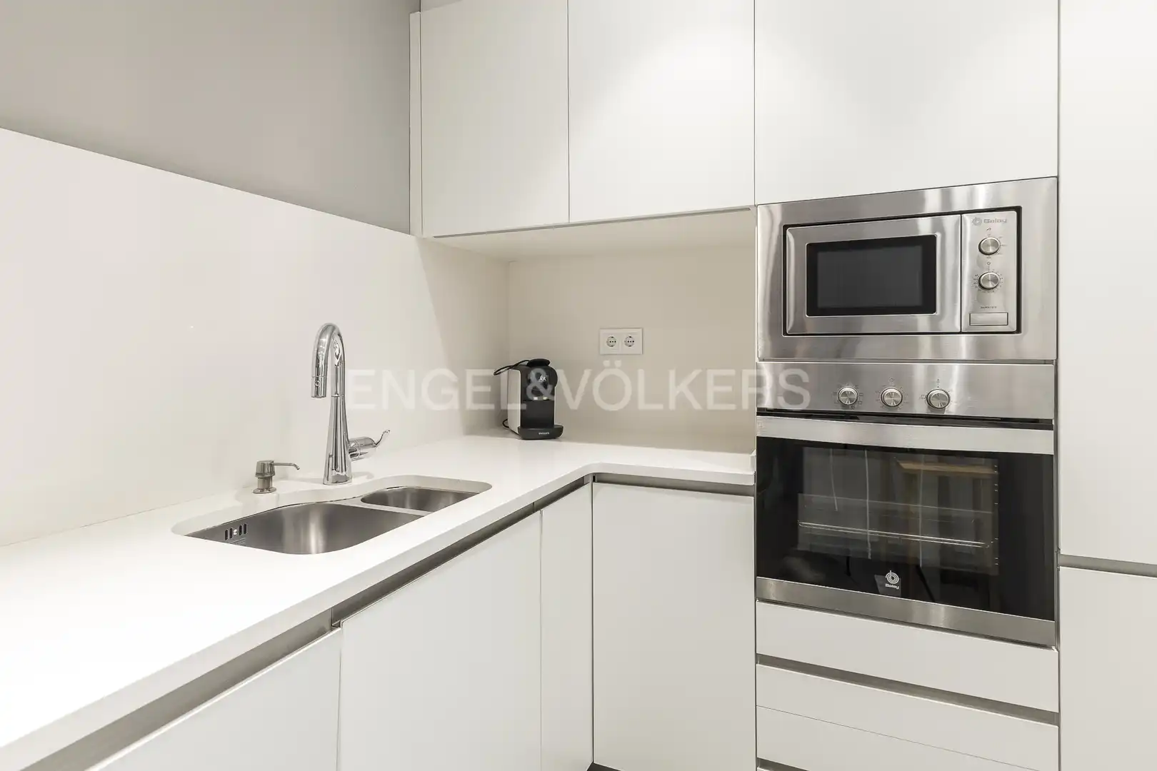 Cocina de Piso en venta en Barcelona con Aire acondicionado, Calefacción y Amueblado