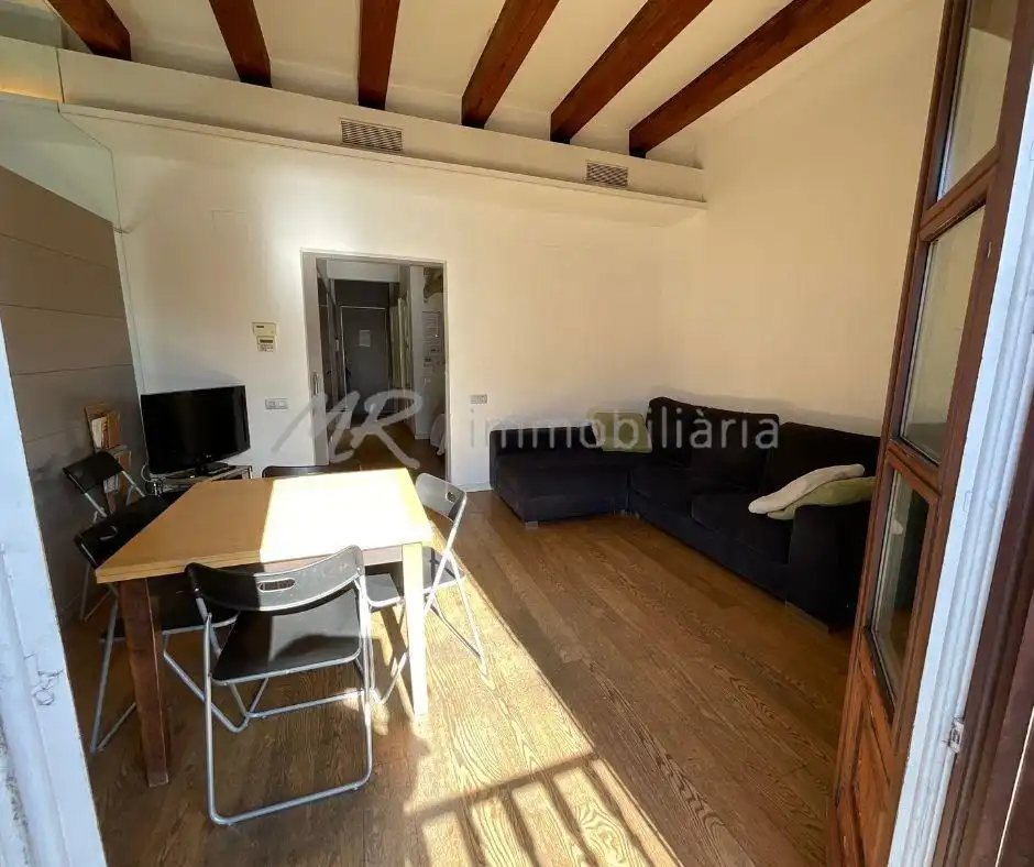 Sala d'estar de Àtic en venda en Barcelona amb Aire condicionat, Calefacció i Terrassa