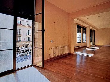 Wohnung zum Verkauf in Plaza España