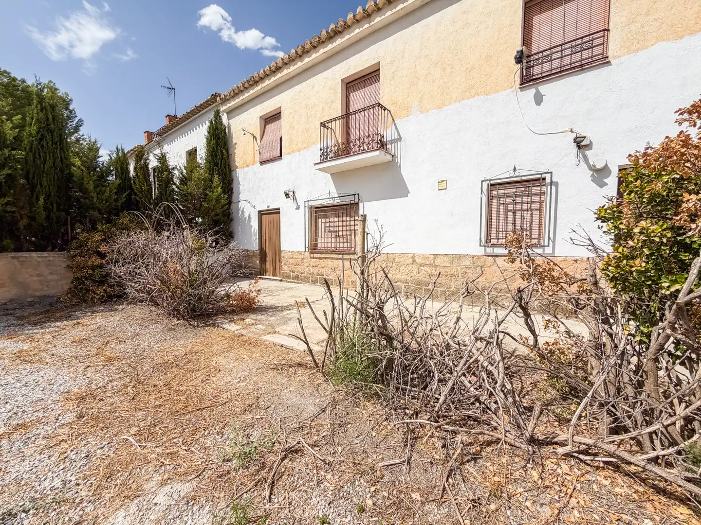 Vista exterior de Casa o chalet en venta en Benamaurel con Jardín privado, Terraza y Piscina