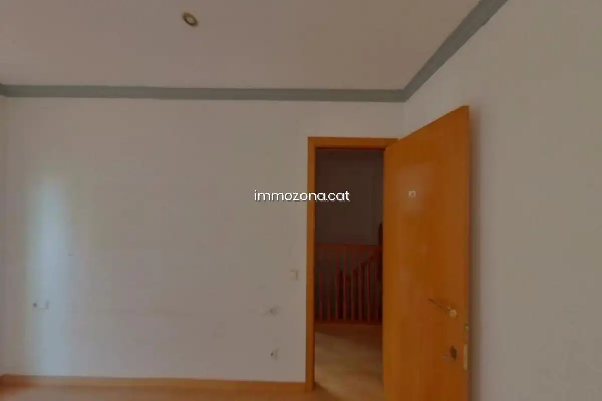 Duplexes for sale in Carrer Giralda, Residencial Blanes - Vistamar