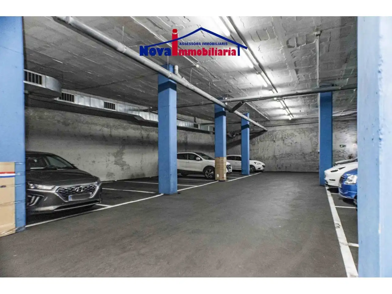 Parking with lift for sale in Calle Carles Altés, imagen 5