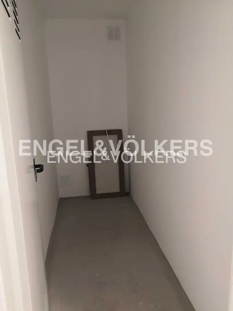 Wohnung zur Miete in Madrid mit Klimaanlage, Heizung und Abstellraum