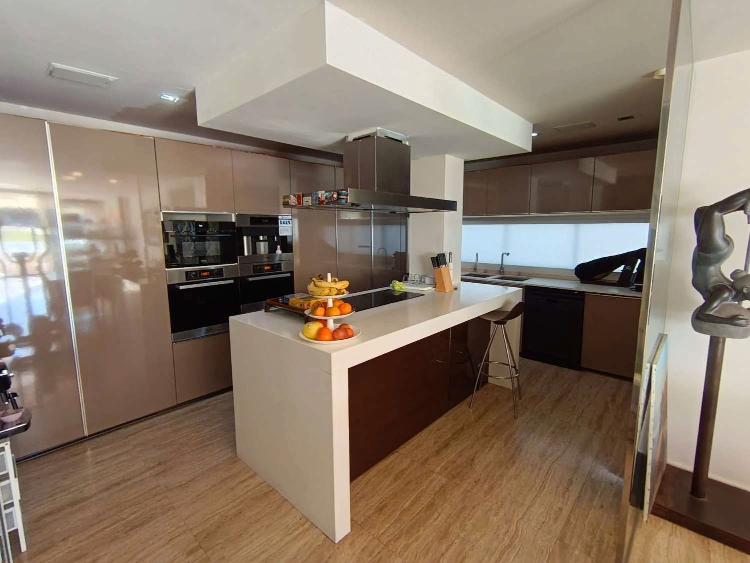 Kitchen of House or chalet for sale in Vélez-Málaga  with Storage room, Swimming Pool and Furnished